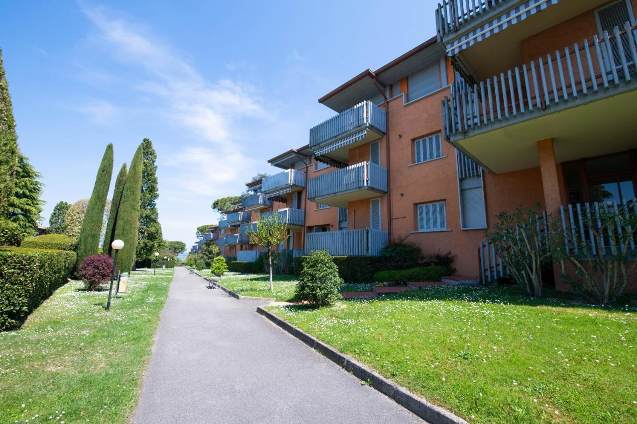 Appartamenti Francesco e Luisa Peschiera del Garda Esterno foto