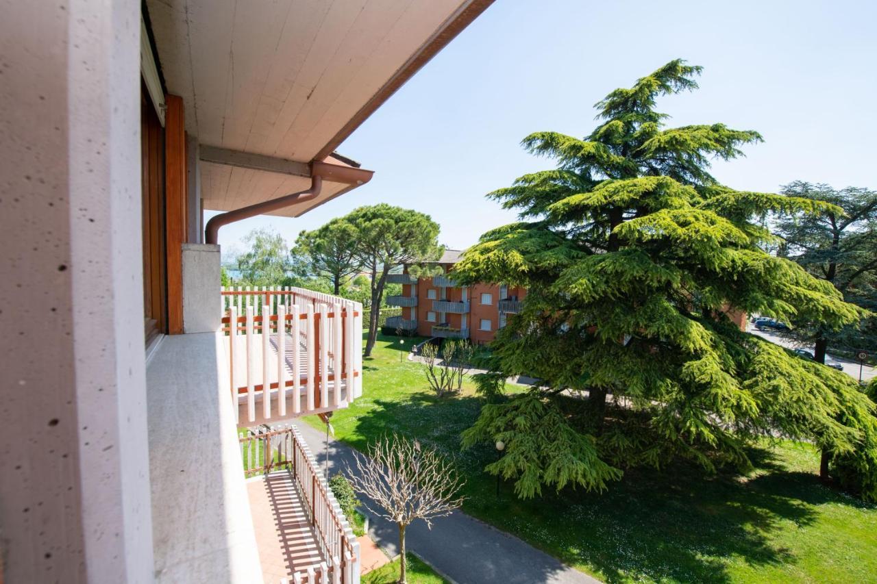 Appartamenti Francesco e Luisa Peschiera del Garda Esterno foto
